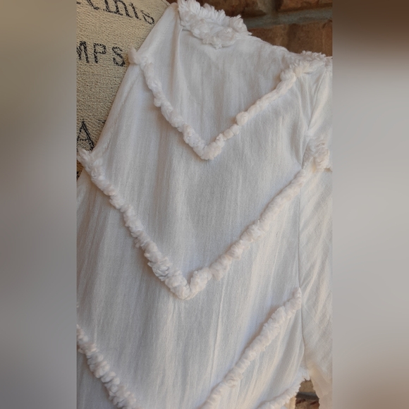 Porridge Clothing Anthropologie Marcelle Chevron Textured V-neck Shift Dress. - Picture 3 of 9